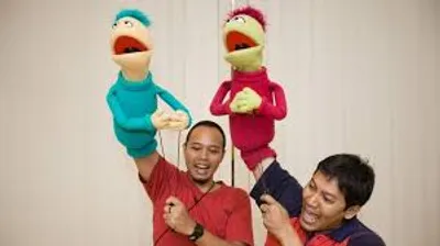 Illustration puppeteer - Image 2