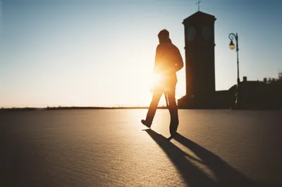 Illustration later - Image 1