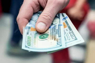 Illustration counterfeit - Image 1