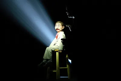 Illustration thrown - Image 1