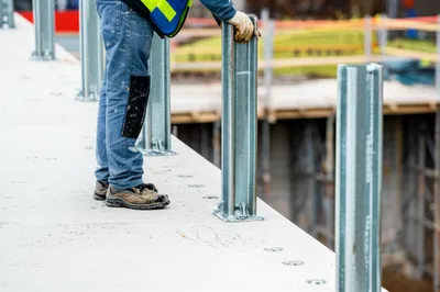 Illustration stanchions - Image 1