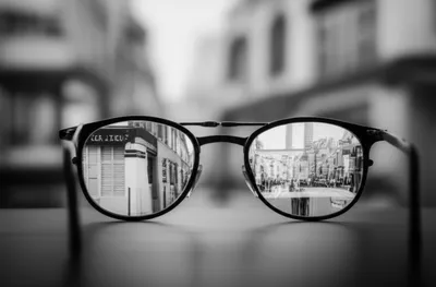 Illustration glasses - Image 1