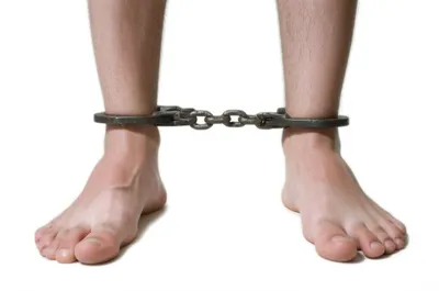 Illustration chain - Image 1