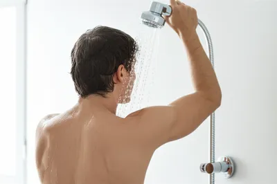 Illustration shower - Image 1