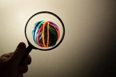 Illustration discern - Image 1