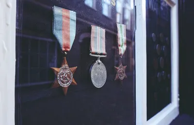 Illustration medals - Image 2
