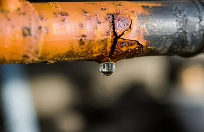 Illustration leaking