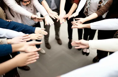 Illustration thrown - Image 1