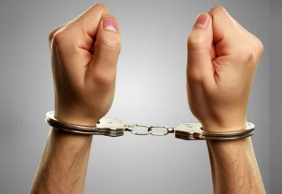 Illustration handcuff - Image 1