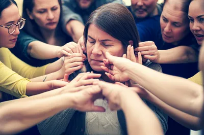 Illustration presses - Image 1