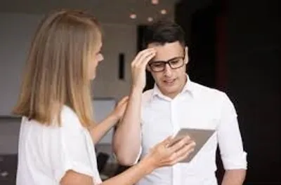 Illustration pose - Image 3