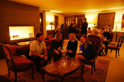 Illustration saloons