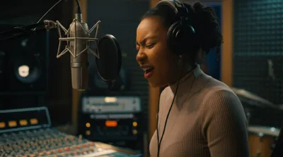 Illustration artist - Image 1