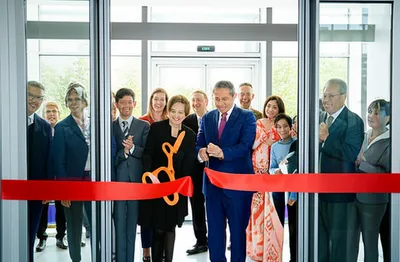 Illustration inaugurating - Image 1