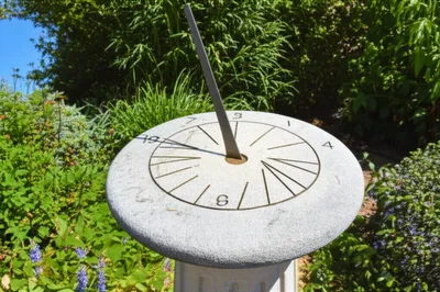 Illustration sundial