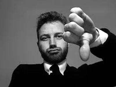 Illustration disapproving - Image 2