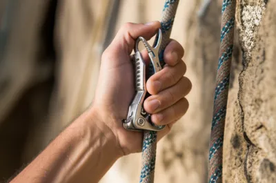 Illustration jumar - Image 1