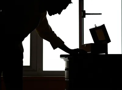 Illustration burglar - Image 1