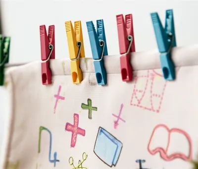 Illustration pegs - Image 1