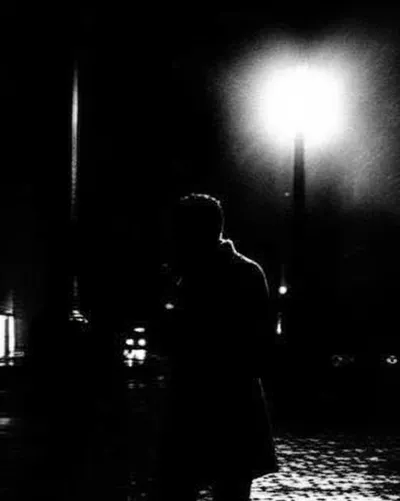 Illustration noir - Image 1