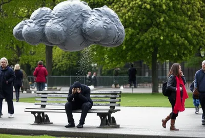 Illustration paying - Image 1