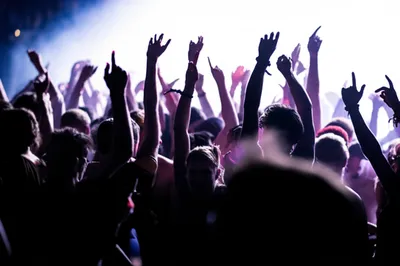 Illustration gangbang - Image 1