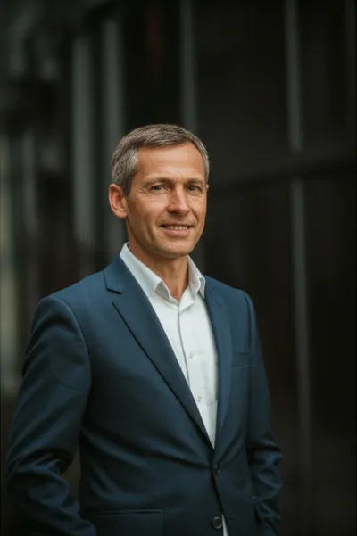 Illustration handsome - Image 1