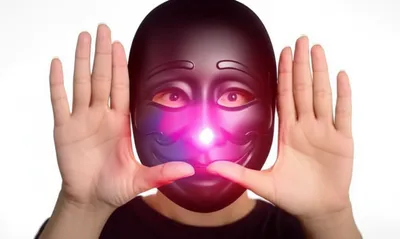 Illustration masked - Image 1