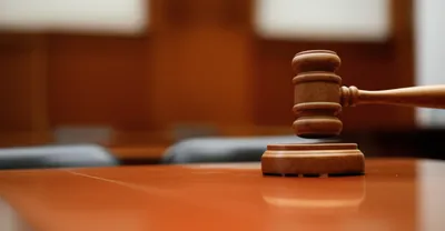 Illustration gavel - Image 1