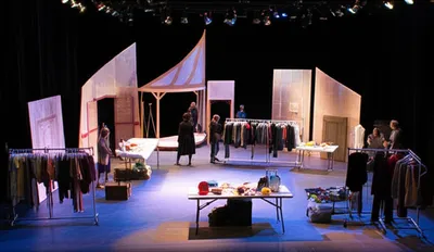 Illustration setting - Image 1