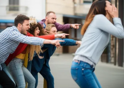 Illustration whooping - Image 1