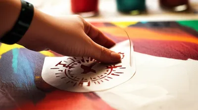 Illustration masks - Image 1