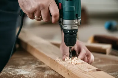 Illustration borer - Image 1