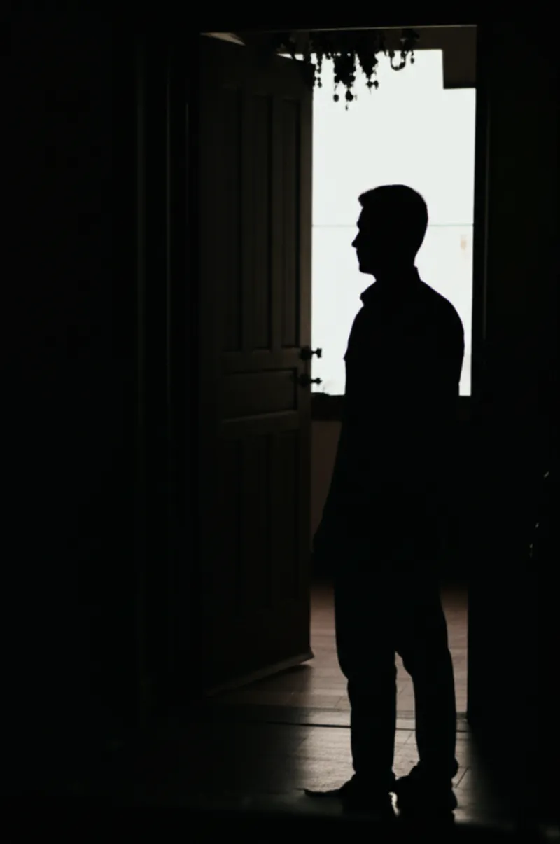 Illustration visuelle du mot « someone » - Quelqu'un