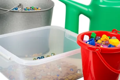 Illustration buckets - Image 1