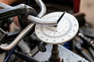 Illustration bender - Image 1