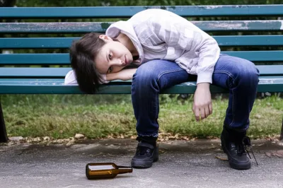 Illustration intoxicated - Image 1