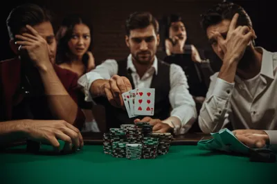 Illustration declares - Image 1