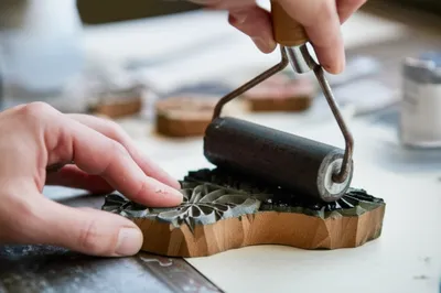 Illustration relief - Image 1