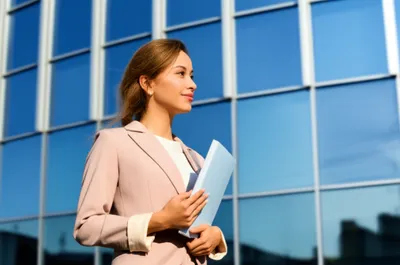 Illustration fresher - Image 1