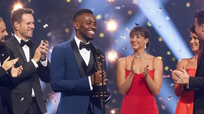 Illustration recognizing - Image 1