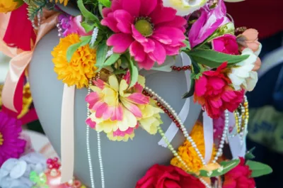 Illustration adornments