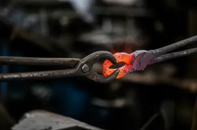 Illustration tong - Image 1