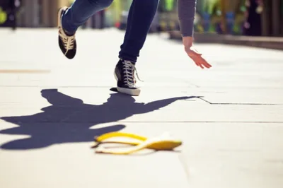 Illustration slipping - Image 1