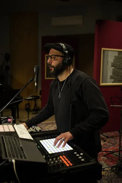 Illustration mixers - Image 2