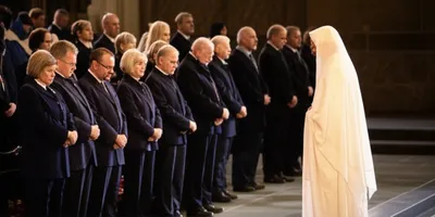 Illustration respects - Image 1