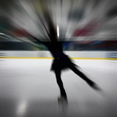 Illustration twirling - Image 1