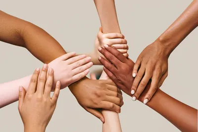 Illustration interracial - Image 1