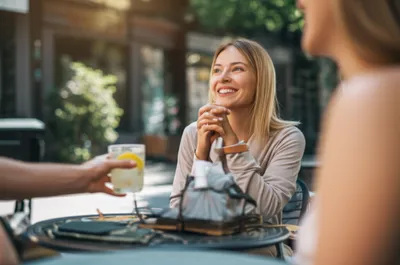 Illustration smile - Image 1