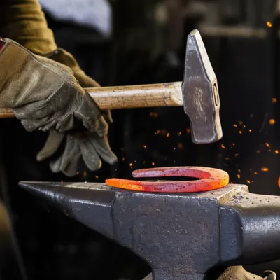 Illustration hammers - Image 1